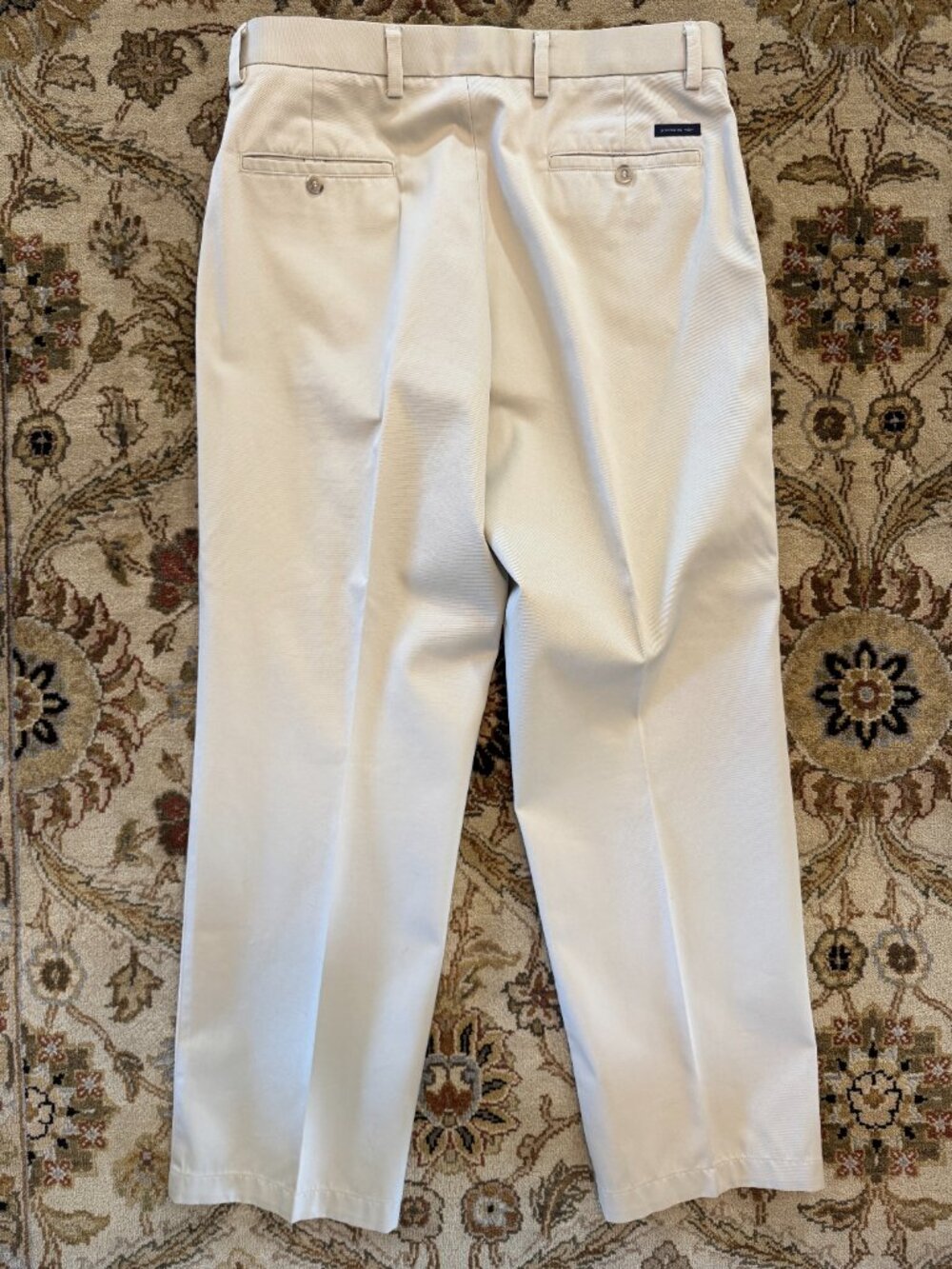 Dockers D2 Straight Fit Beige Pleated Khaki Pants Mens Size 34x30 - Picture 6 of 8